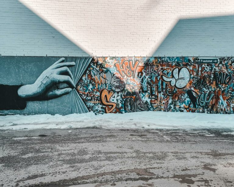 Street art vs museum: twee radicaal verschillende manieren om kunst te beleven